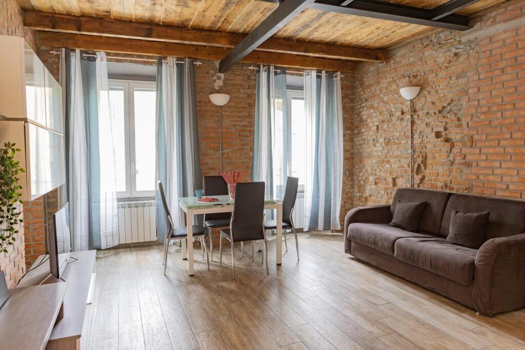 Canonica Brick Apartment มิลาน ภายนอก รูปภาพ
