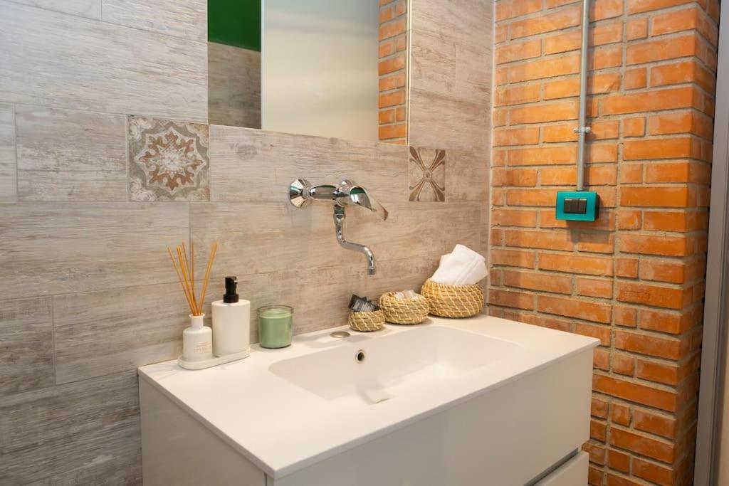 Canonica Brick Apartment มิลาน ภายนอก รูปภาพ